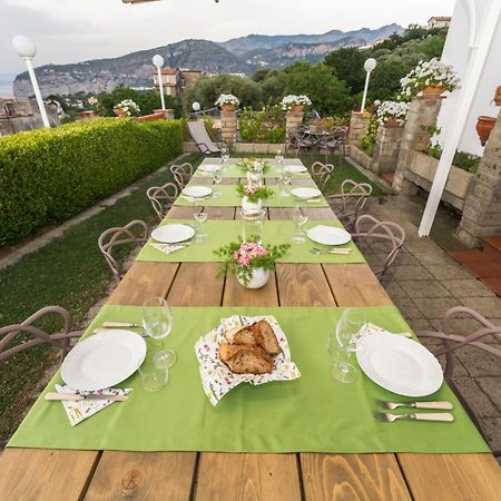 Shanti Home - Restaurant Di Aversano Salvatore Sorrento Exteriör bild