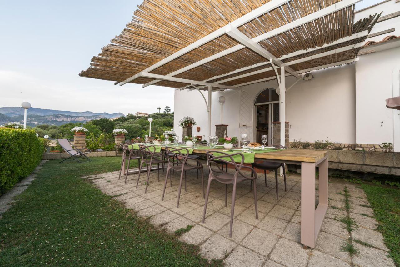 Shanti Home - Restaurant Di Aversano Salvatore Sorrento Exteriör bild
